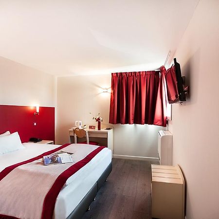 Hotel L'Amandier Nanterre Exteriör bild